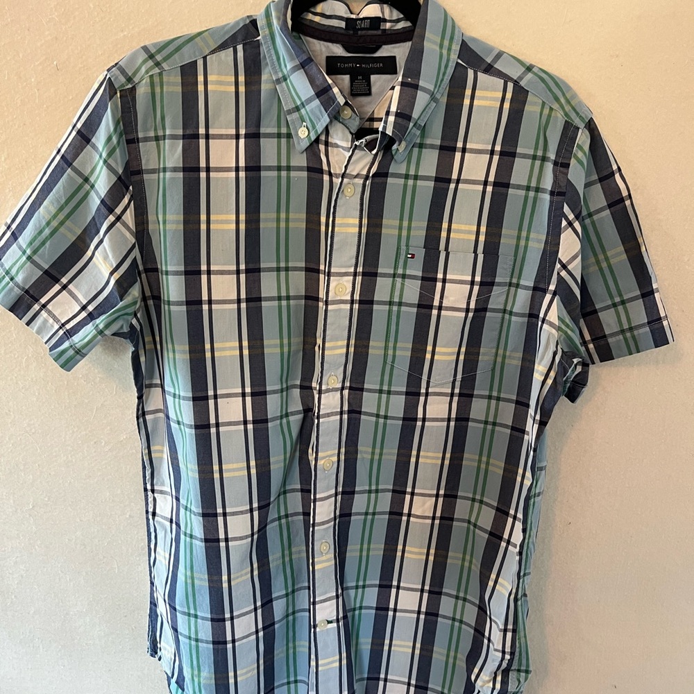 Men's Tommy Hilfiger 100% cotton short sleeved shirt